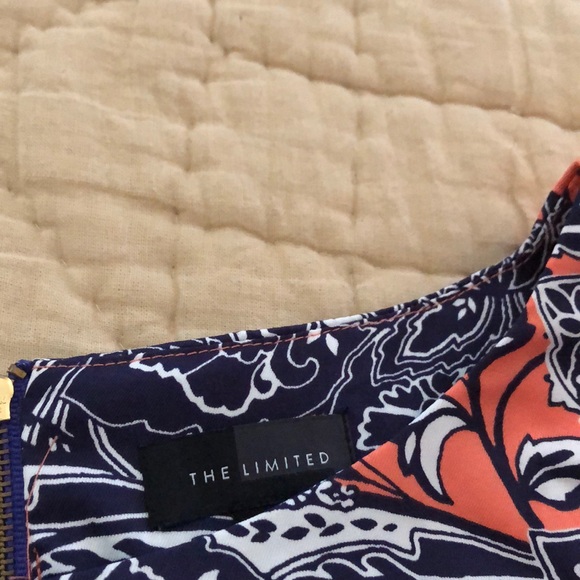 Dress - Picture 3 of 4